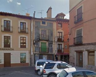 Vista exterior de Casa adosada en venda en Molina de Aragón amb Balcó