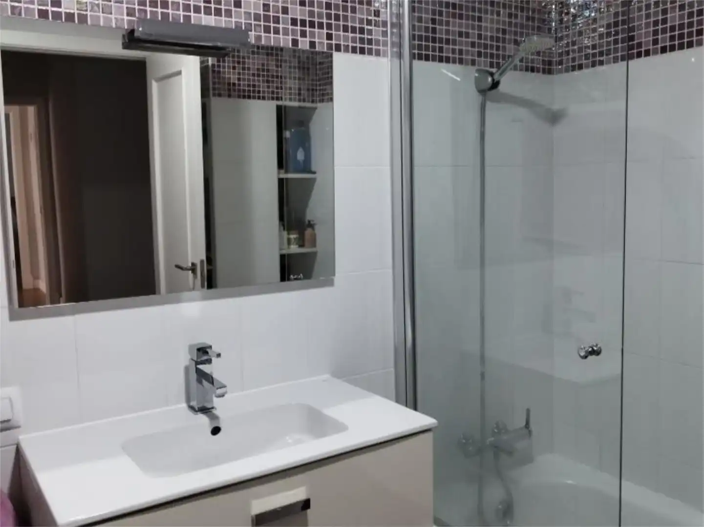 Flat for sale in Avenida Alcalde Emilio Rubiales, 6d, La Vega Bathroom of Flat for sale in Ubrique