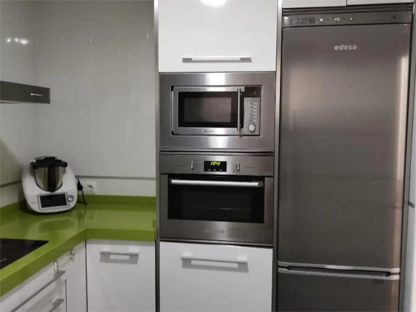 Flat for sale in Avenida Alcalde Emilio Rubiales, 6d, La Vega Kitchen of Flat for sale in Ubrique