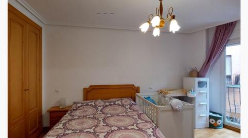 Foto 3 de Piso en venta en Calle Burgo de Osma, 4, Santo Domingo - La Estación, Burgos