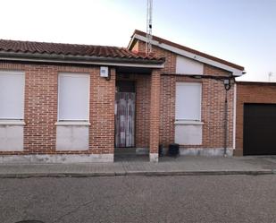 Single-family semi-detached for sale in Calle Niño Jesús, 10, La Seca