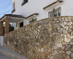 Vista exterior de Pis en venda en Jimena de la Frontera amb Aire condicionat, Terrassa i Piscina