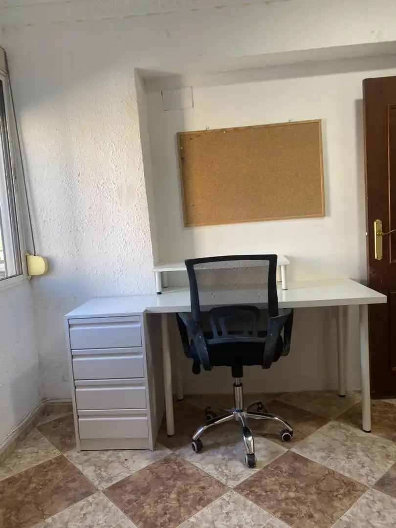 Habitació a Puerto de Navacerrada, 3, Juan XXIII - Rochelambert Habitació a Puerto de Navacerrada, 3, Juan XXIII - Rochelambert