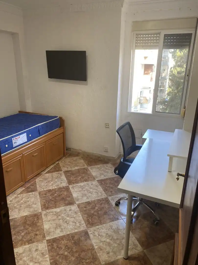 Habitació a Puerto de Navacerrada, 3, Juan XXIII - Rochelambert Habitació a Puerto de Navacerrada, 3, Juan XXIII - Rochelambert