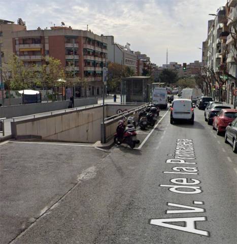 Garaje en Venta en Avenida de la Primavera, 93 en La Florida