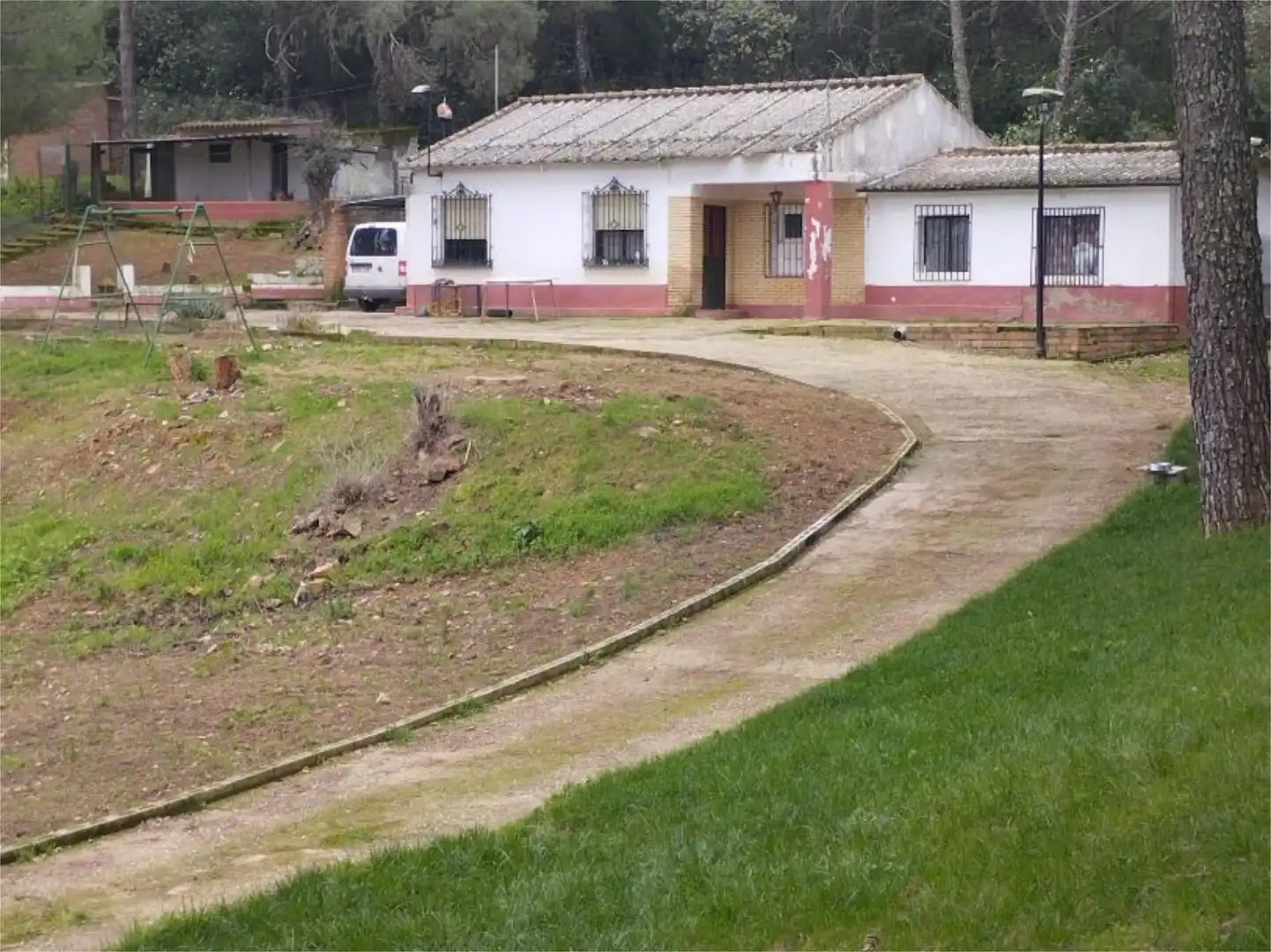 Country homes for sale in Camino Angel Siete Fincas, 16, Las Jaras Exterior view of Country homes for sale in Córdoba with Air Conditioner, Private garden and Furnished