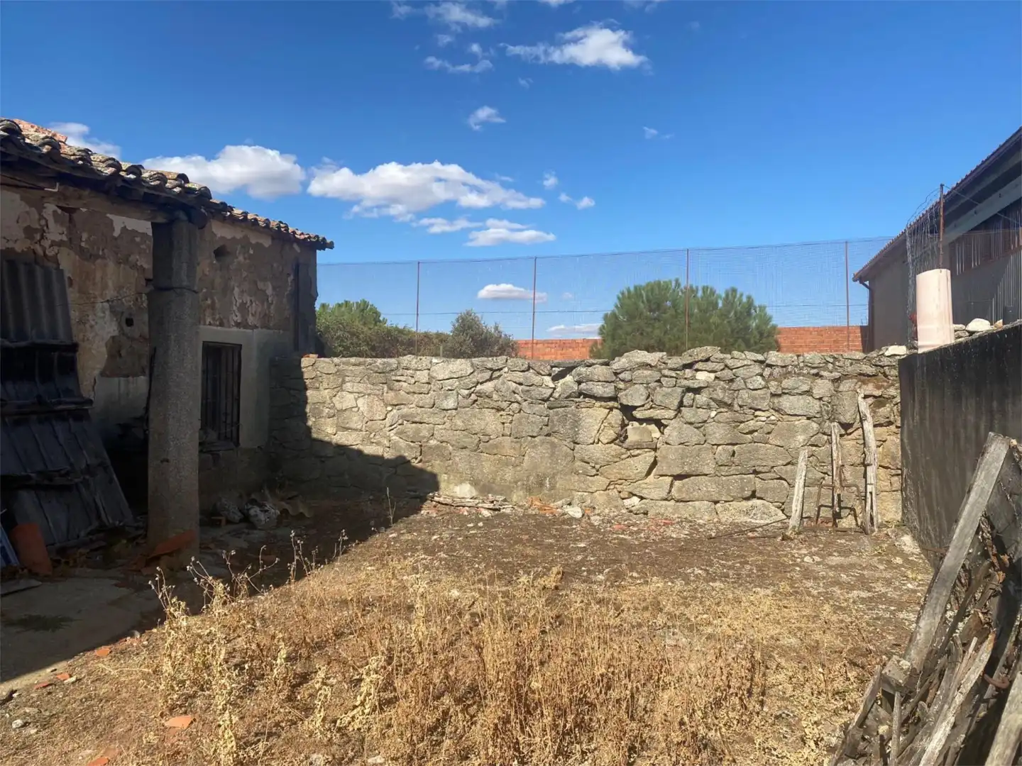Houses for sale in Calle Damas, 21, Muelas del Pan Houses for sale in Muelas del Pan with Furnished