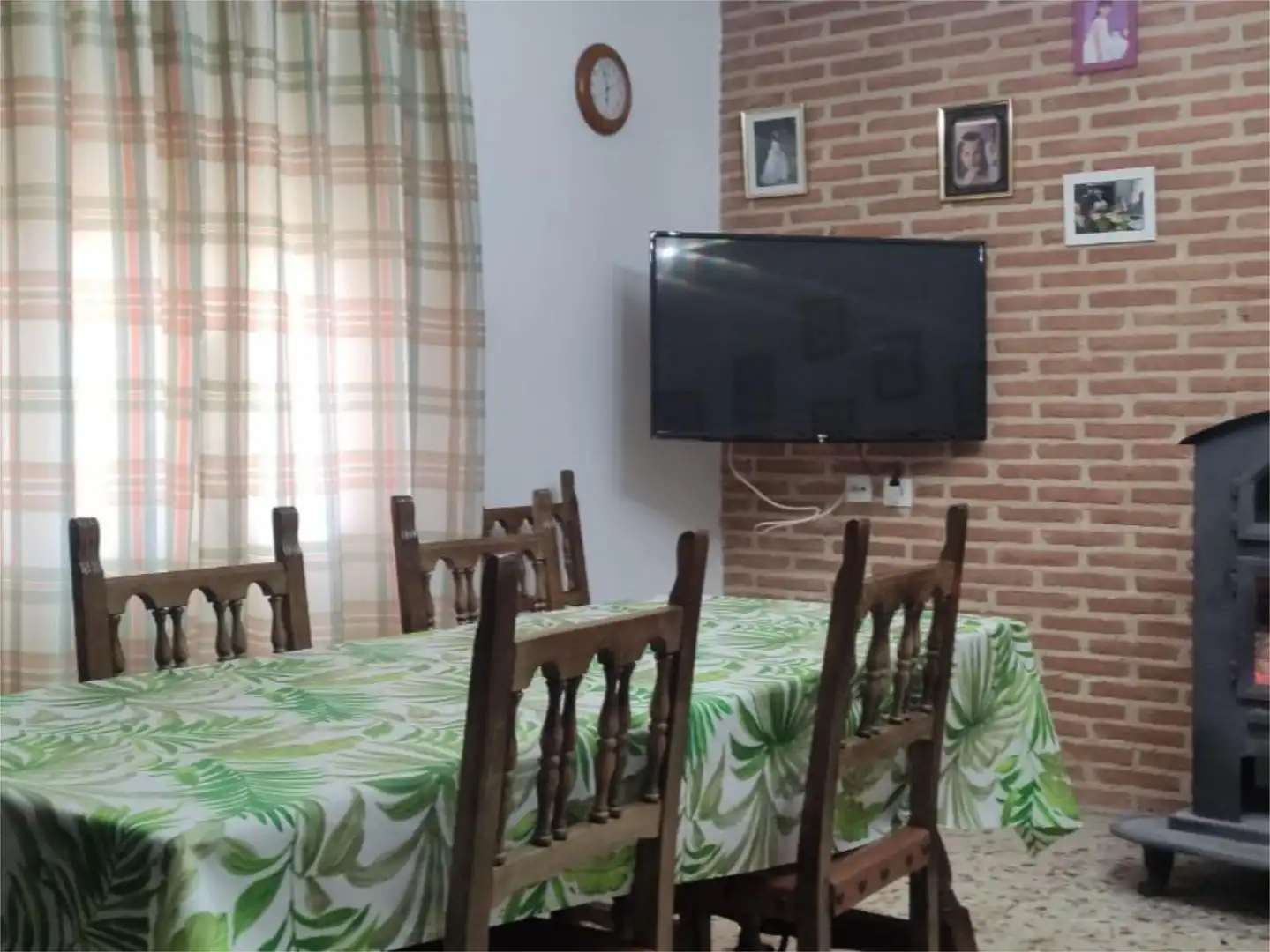 Casa o xalet en venda a Lanzahíta Menjador de Casa o xalet en venda en Lanzahíta amb Jardí privat, Piscina i Moblat