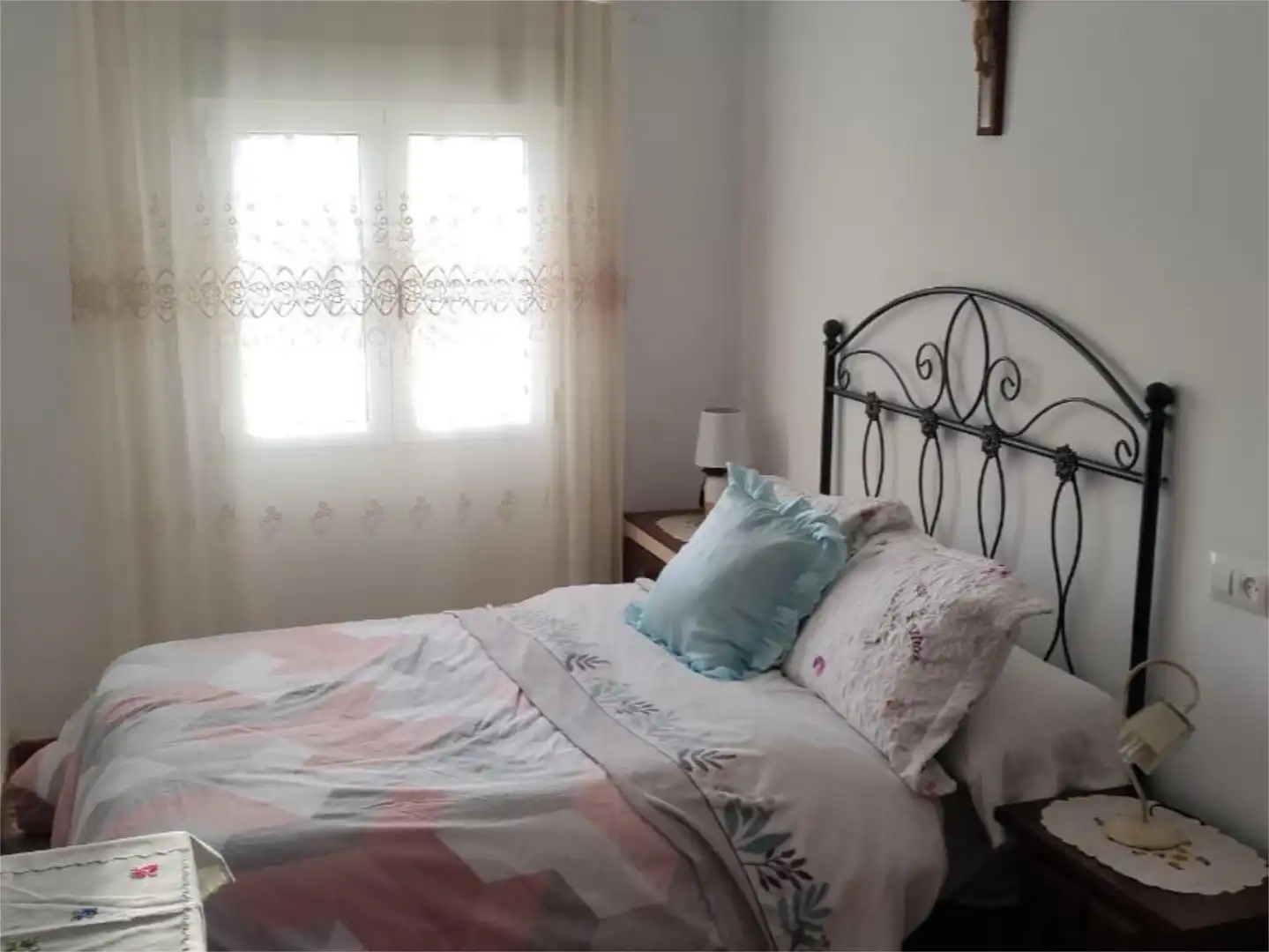 Casa o xalet en venda a Lanzahíta Dormitori de Casa o xalet en venda en Lanzahíta amb Jardí privat, Piscina i Moblat