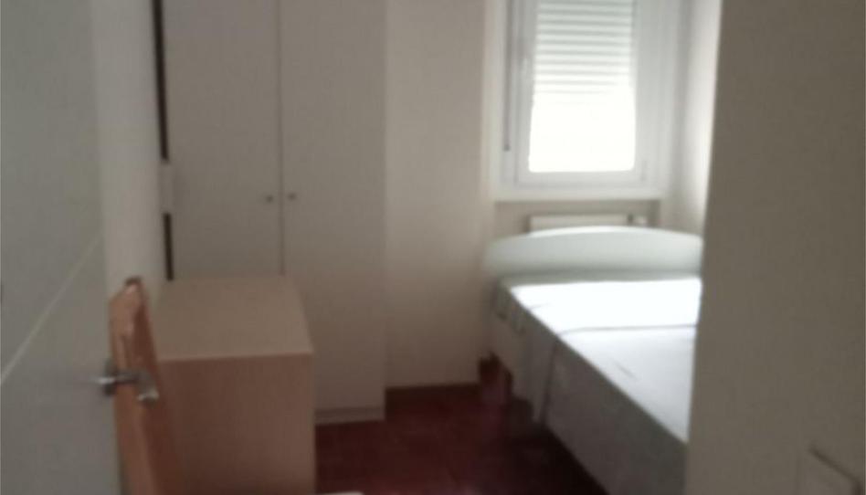 Flat to share in Street Calle de Oña, 65, Virgen del Cortijo - Manoteras, Madrid - image 1 Photo 1 of Flat to share in Street Calle de Oña, 65, Virgen del Cortijo - Manoteras, Madrid