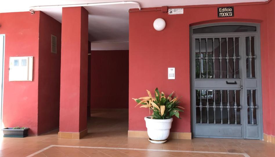 Piso en venta en Plaza Serón, 7, Piedras Redondas - Torrecárdenas, Almería - imagen 1 Foto 1 de Piso en venta en Plaza Serón, 7, Piedras Redondas - Torrecárdenas, Almería