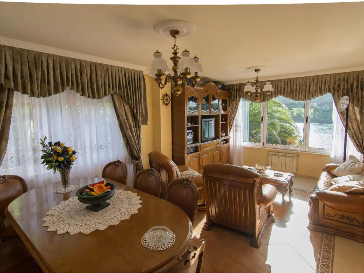 Casa o chalet en venta en Urbanización la Sorrozuela, 59, Ajo Comedor de Casa o chalet en venta en Bareyo
