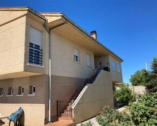 Exterior view of House or chalet for sale in Monfarracinos  with Terrace and Balcony