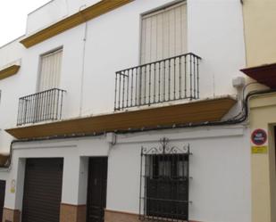 Vista exterior de Dúplex en venda en Arahal amb Aire condicionat, Terrassa i Balcó