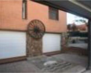 Exterior view of House or chalet for sale in Rivas-Vaciamadrid  with Terrace and Swimming Pool