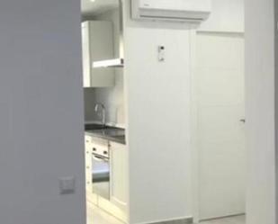 Kitchen of Flat to share in Salou  with Air Conditioner and Balcony