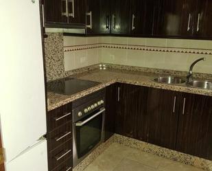 Cuina de Pis en venda en Fernán-Núñez amb Aire condicionat, Calefacció i Terrassa