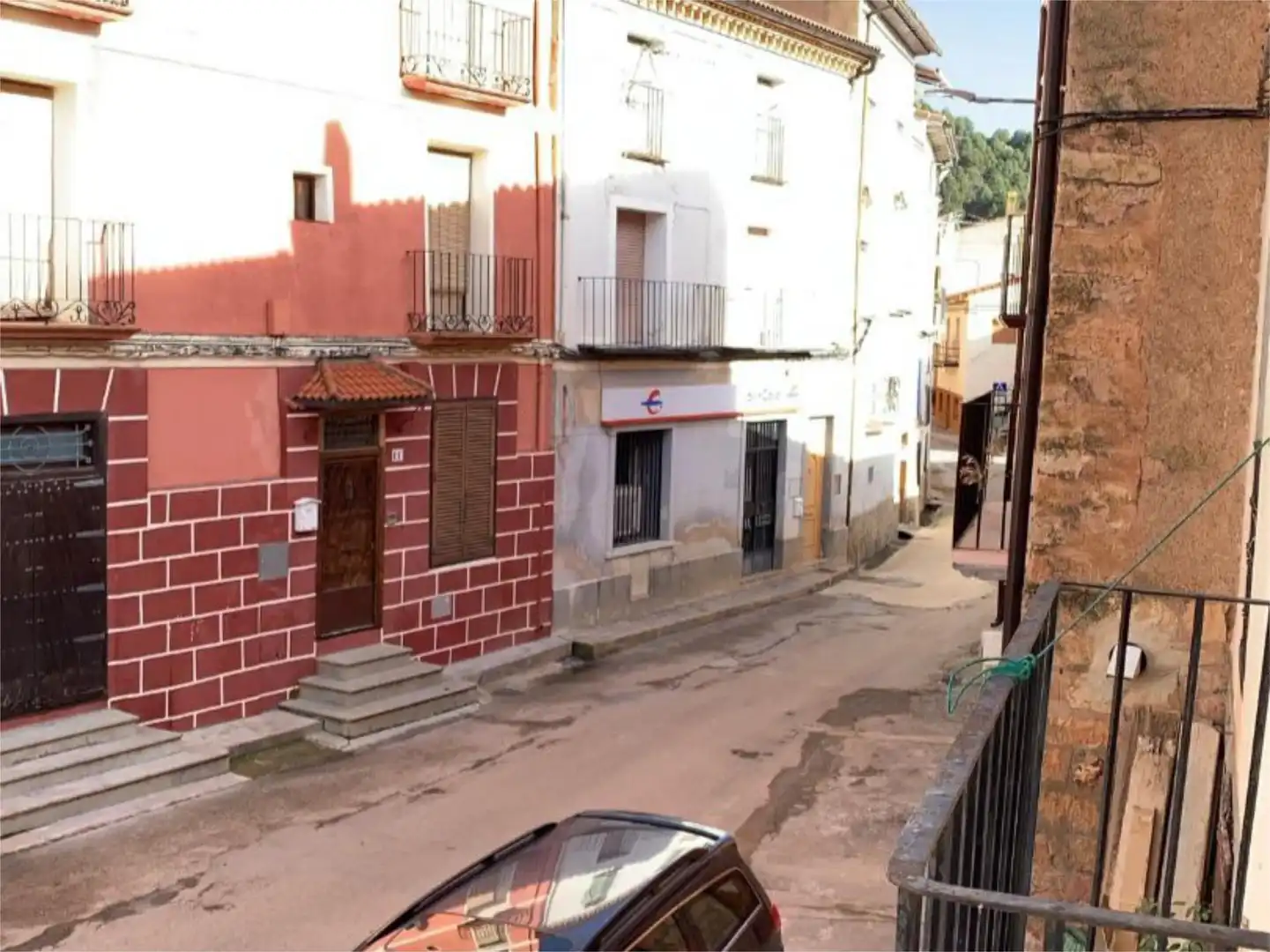 Vista exterior de Casa adosada en venta en Torrijo de la Cañada con Terraza, Trastero y Amueblado