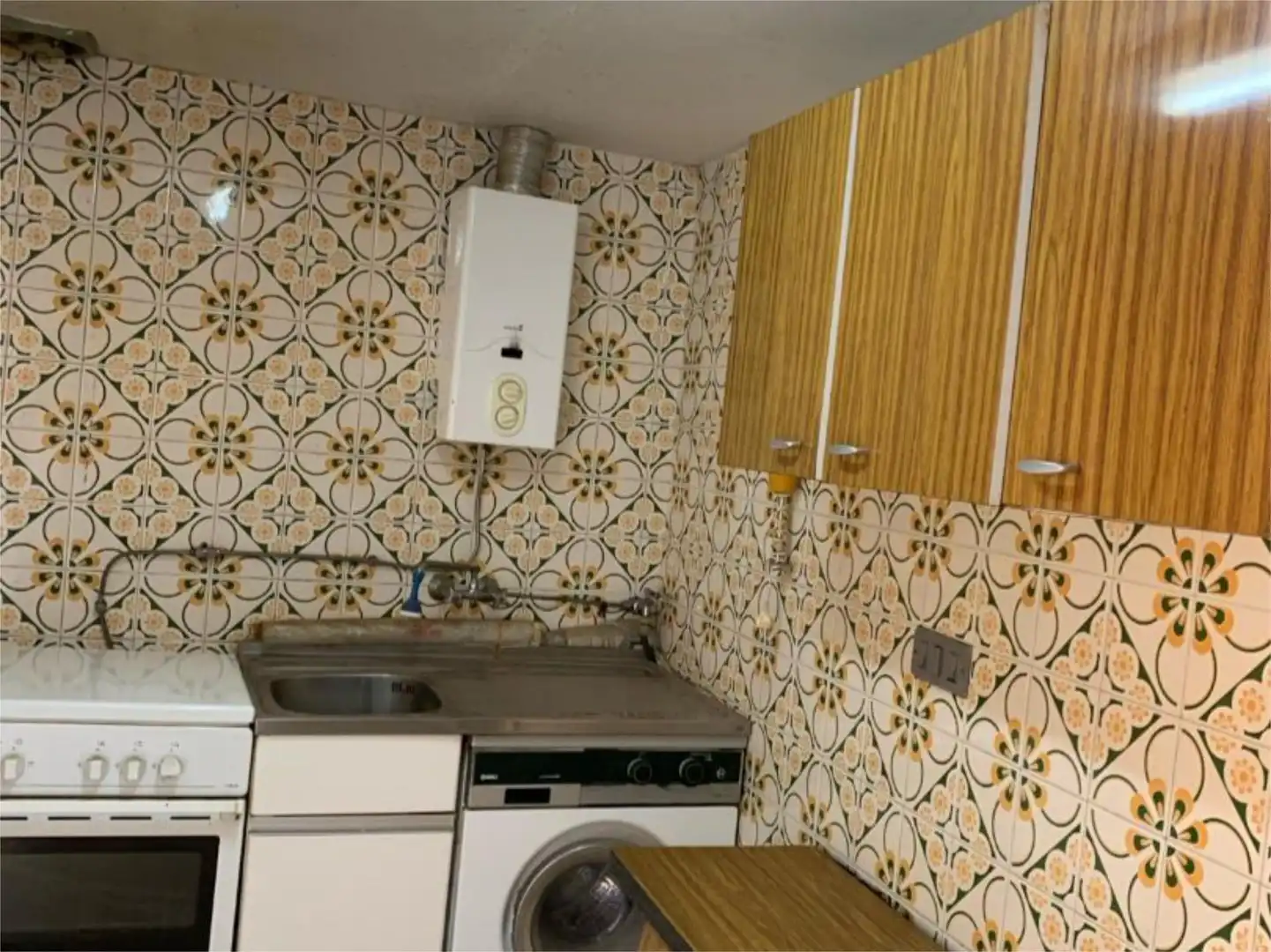 Cocina de Casa adosada en venta en Torrijo de la Cañada con Terraza, Trastero y Amueblado