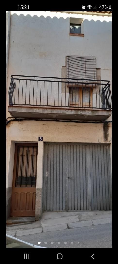 Vista exterior de Casa adosada en venda en Cervià de Les Garrigues amb Aire condicionat, Terrassa i Balcó