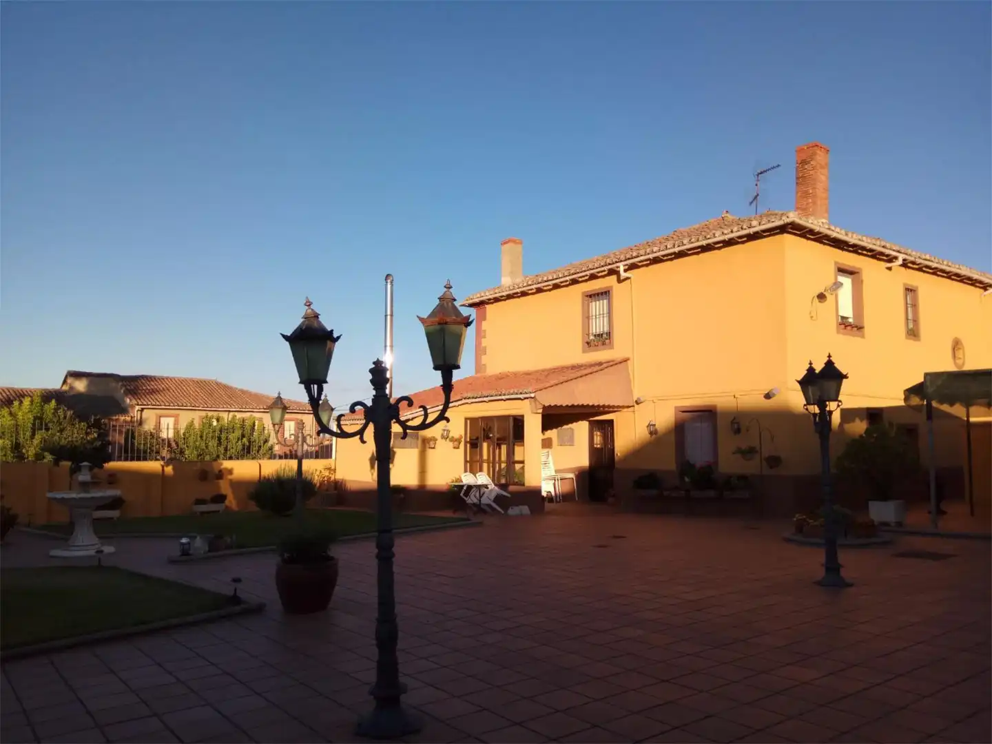 Vista exterior de Piso en venta en Santa Cristina de Valmadrigal con Terraza y Balcón