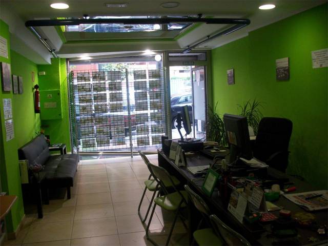 Local comercial en Venta en Calle Jenaro Oraá Kalea, 30 en Larrea - San Juan de Dios - Peñota