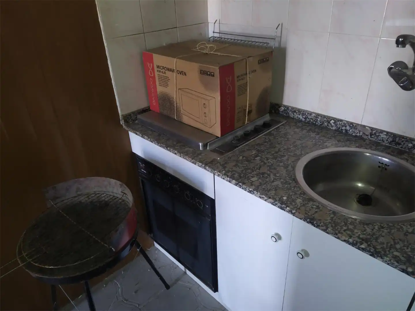 Casa o xalet en venda a Calle los Tomares, 66, Murillo de Río Leza Cuina de Casa o xalet en venda en Murillo de Río Leza amb Terrassa i Forn