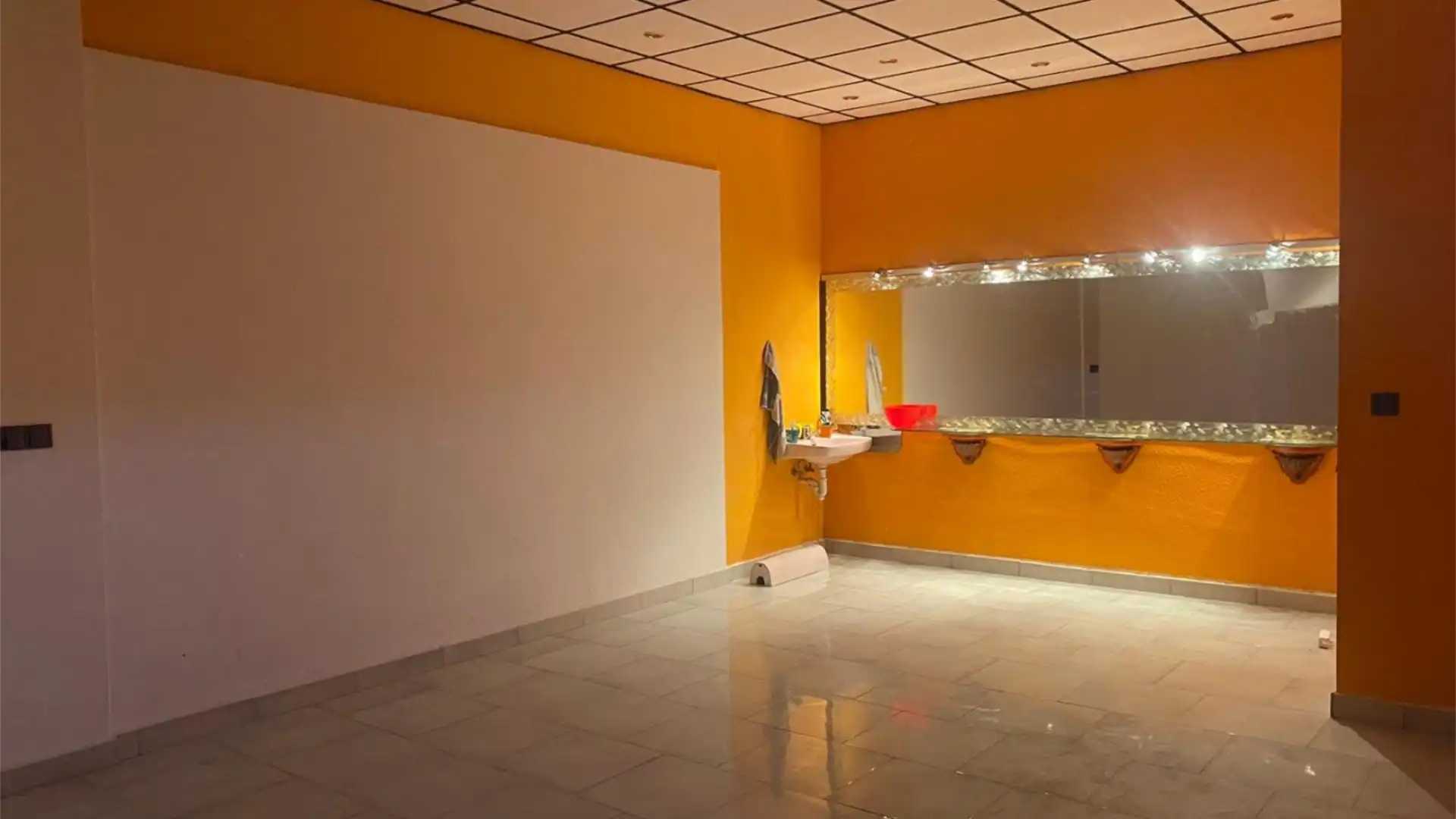 Local en venta en Castro-Urdiales con Calefacción