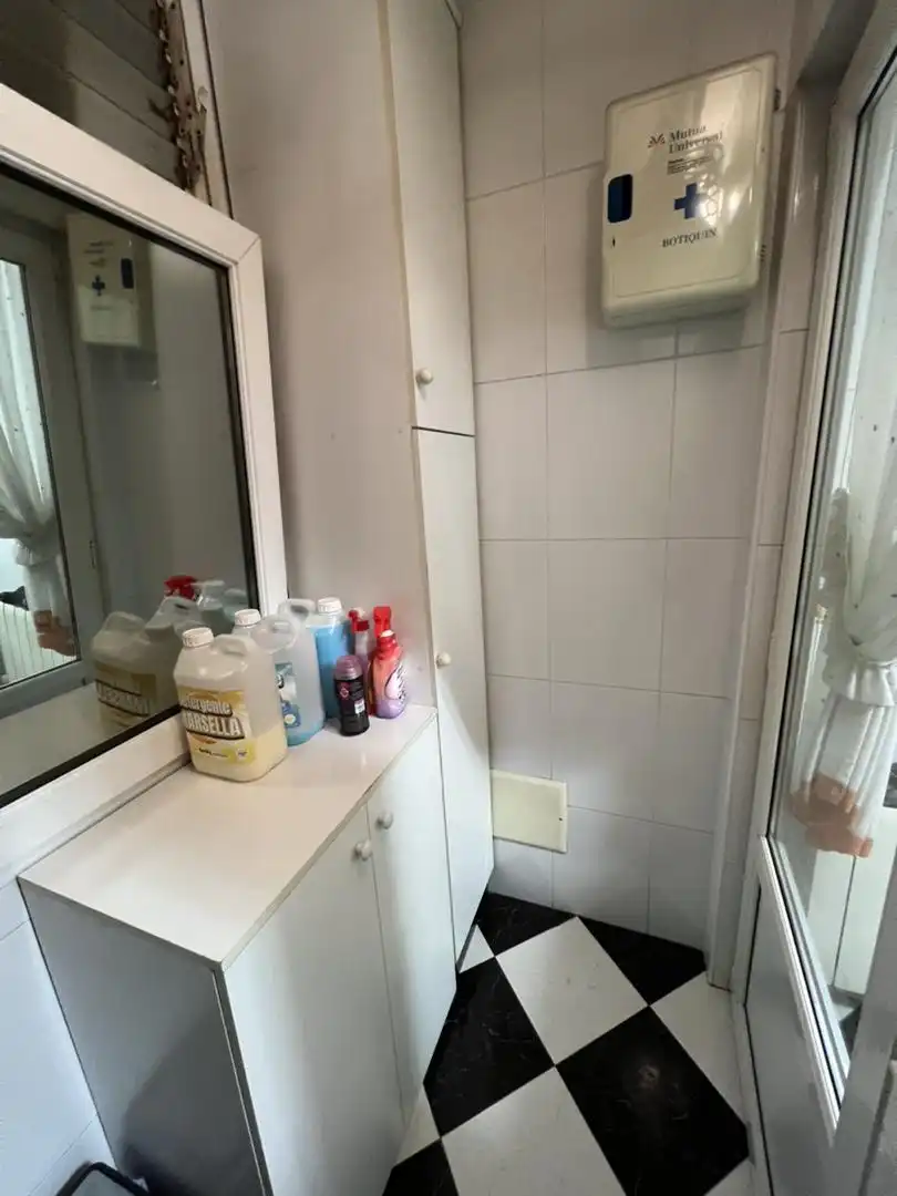 Flat for rent in Rúa Hortensia, 3, A Piriganlla - Albeiros - Garabolos Bathroom of Flat for rent in Lugo with Heating, Furnished and Oven