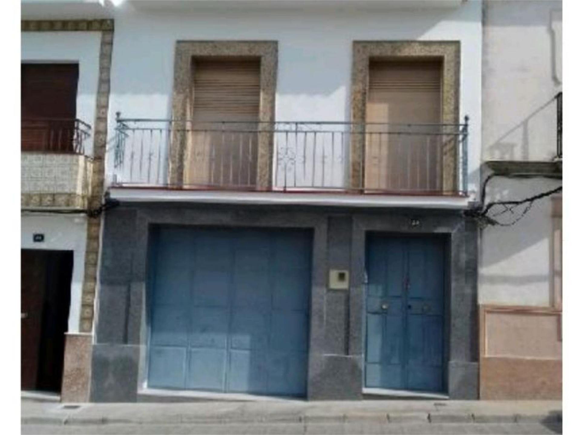 Vista exterior de Casa adosada en venta en  Córdoba Capital