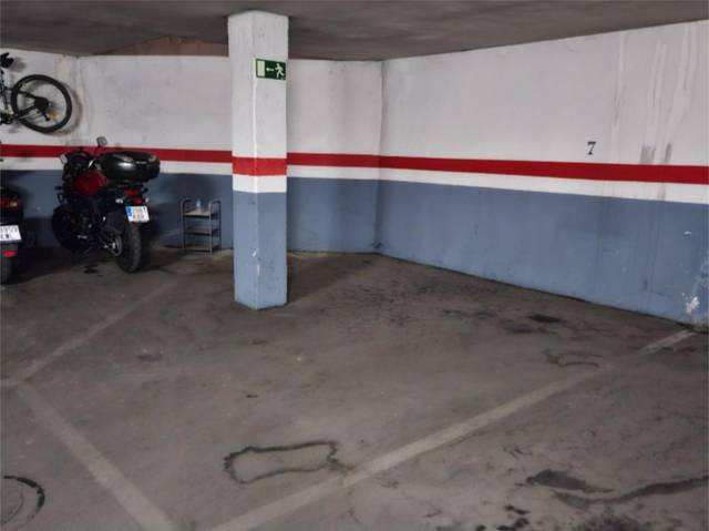 Garaje en Alquiler en Calle de Honduras, 15 en Nueva España