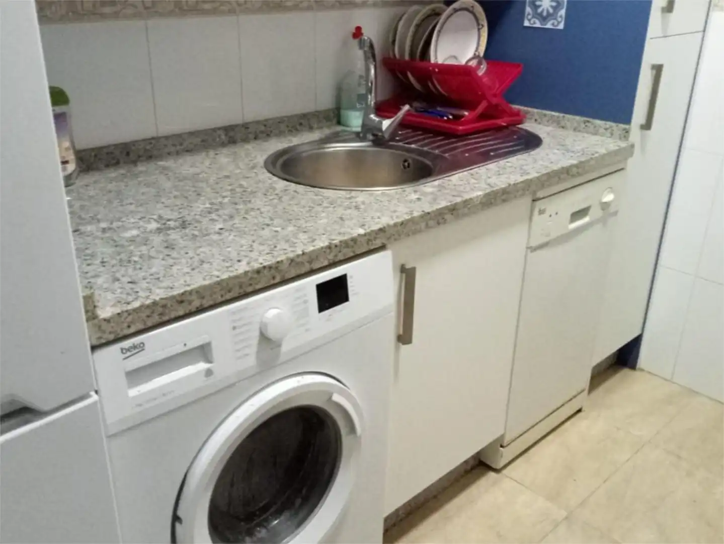 Piso en venta en Calle Alcalá Wenceslada, 4, Ctra. Circunvalación - La Magdalena Cocina de Piso en venta en Jaén con Aire acondicionado, Calefacción y Jardín privado
