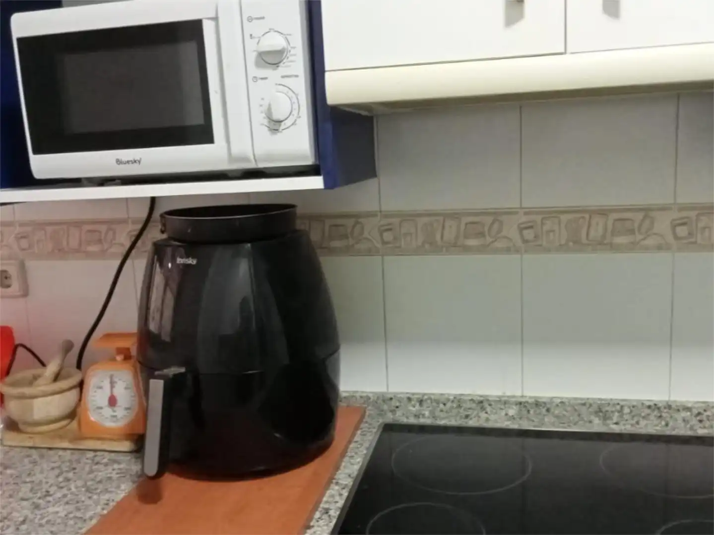 Piso en venta en Calle Alcalá Wenceslada, 4, Ctra. Circunvalación - La Magdalena Cocina de Piso en venta en Jaén con Aire acondicionado, Calefacción y Jardín privado