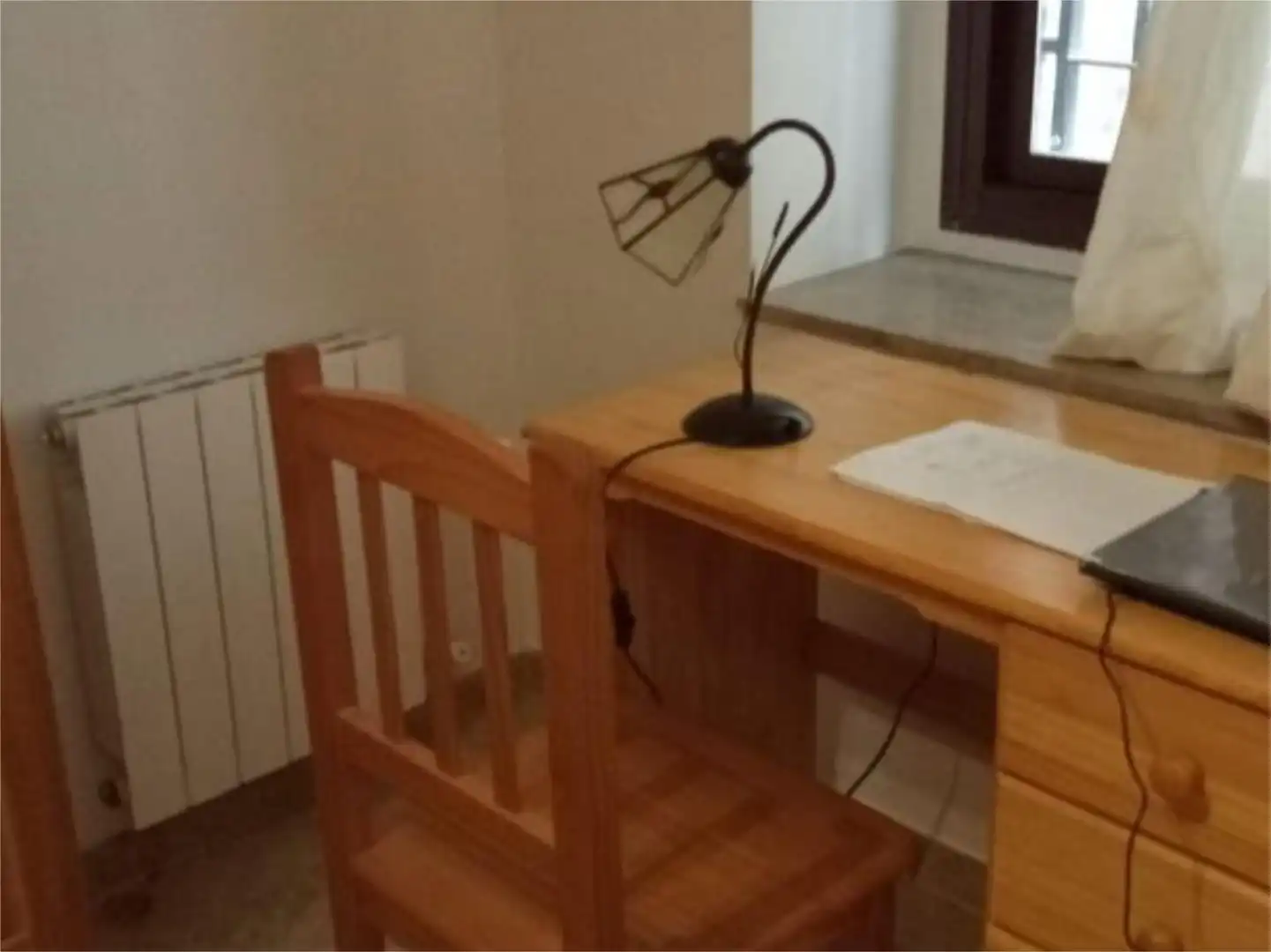 Piso en venta en Calle Alcalá Wenceslada, 4, Ctra. Circunvalación - La Magdalena Habitación de Piso en venta en Jaén con Aire acondicionado, Calefacción y Jardín privado