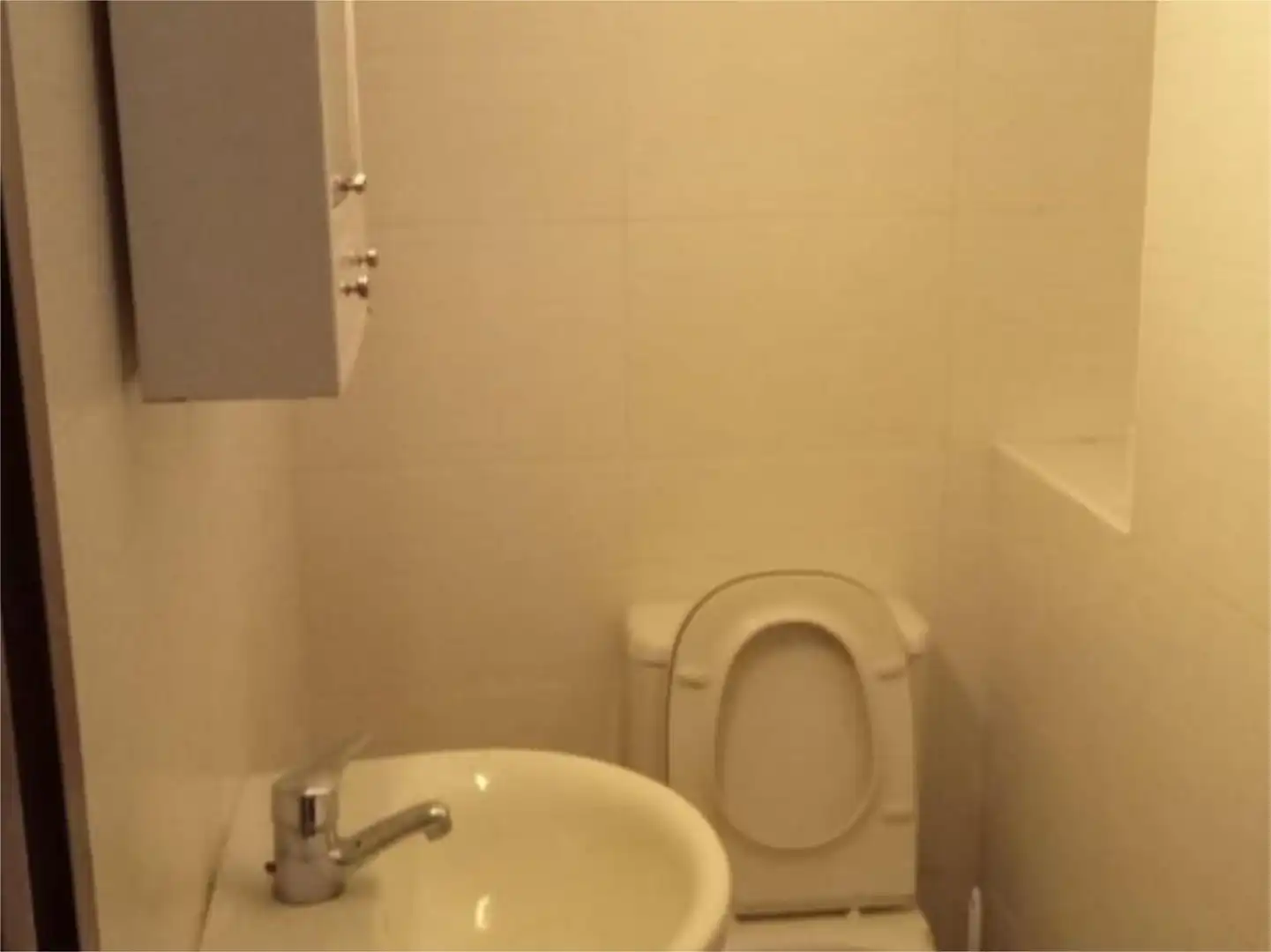 Baño de Piso en venta en Jaén con Aire acondicionado, Calefacción y Jardín privado