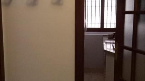 Foto 4 de Piso en venta en Calle Alcalá Wenceslada, 4, Ctra. Circunvalación - La Magdalena,  Jaén Capital