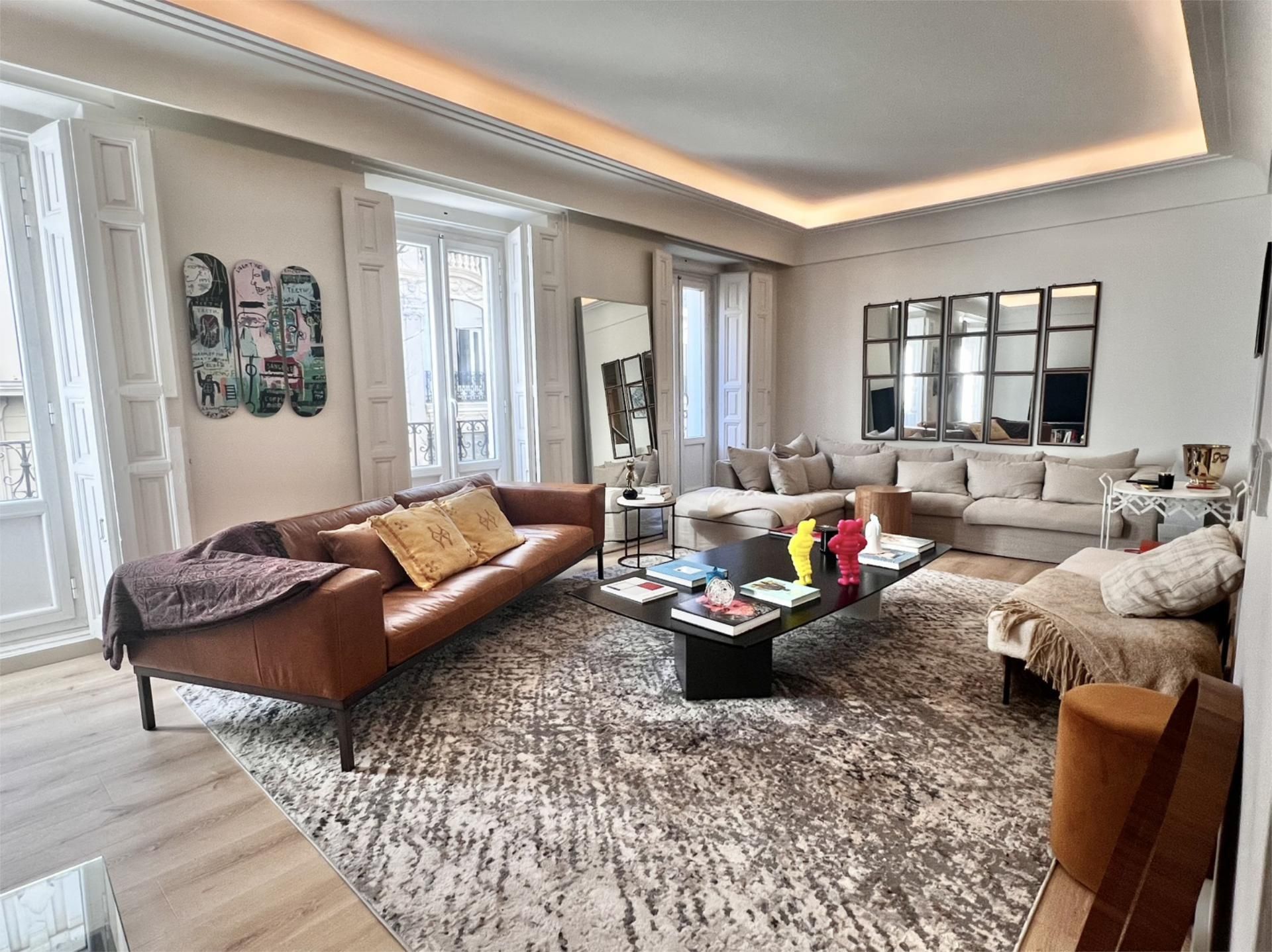 Living room of Flat to rent in  Madrid Capital  with Air Conditioner, Heating and Terrace