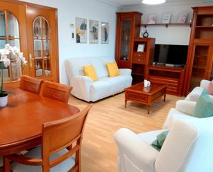 Flat to share in Street Calle Hellín, 23, Parque Sur