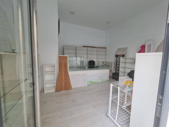 Local comercial en Alquiler en Calle la Naval, 145 en Isleta