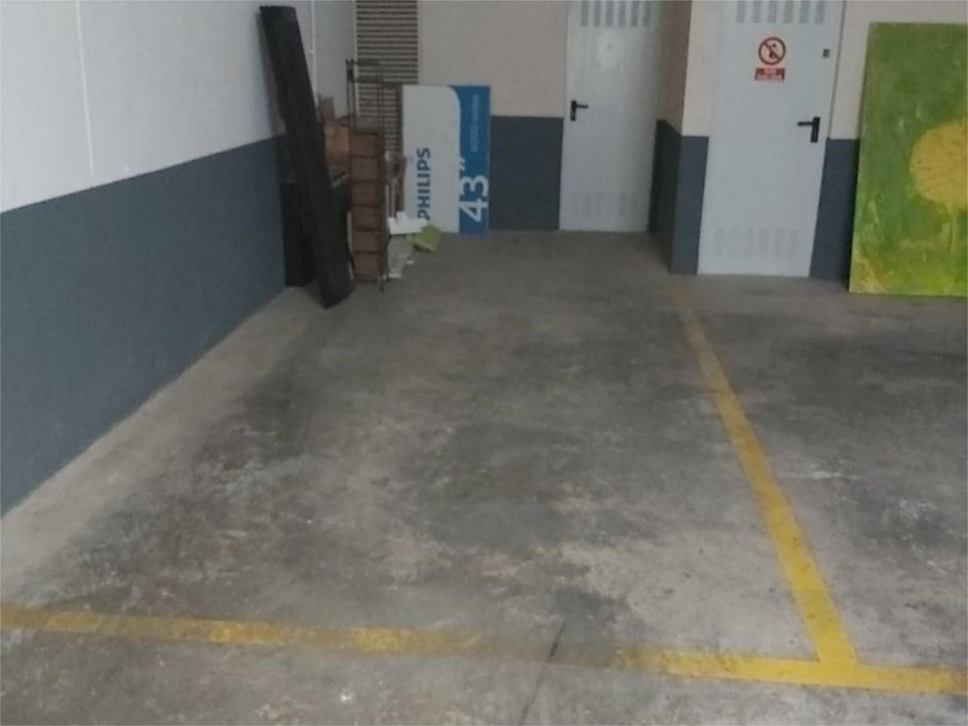 Parking of Garage for sale in Manises