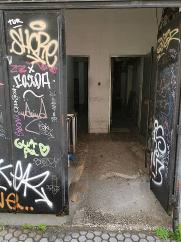 Local comercial en Alquiler en Calle Juan Perez de Montalbán, 16 en Feria