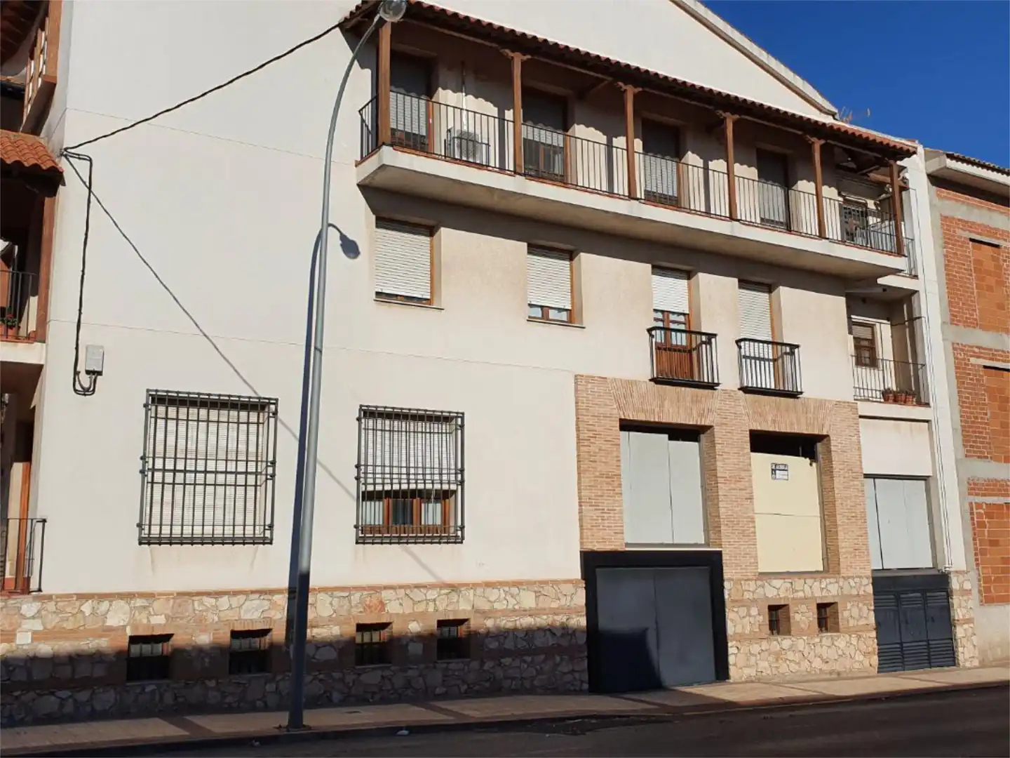 Commercial properties for rent in Calle Agustín de la Fuente, 2, Campo de Criptana Exterior view of Commercial properties for rent in Campo de Criptana