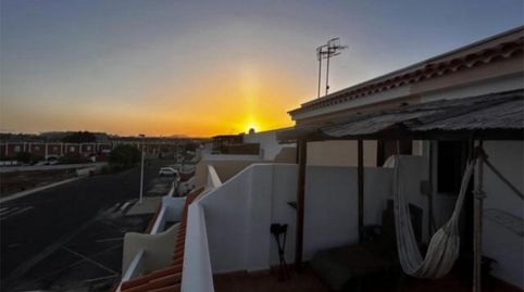 Foto 2 de Casa adosada en venta en Los Abrigos, Granadilla de Abona
