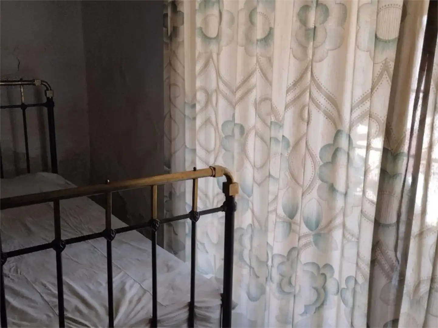 Habitación de Casa adosada en venta en Valdecasa con Jardín privado