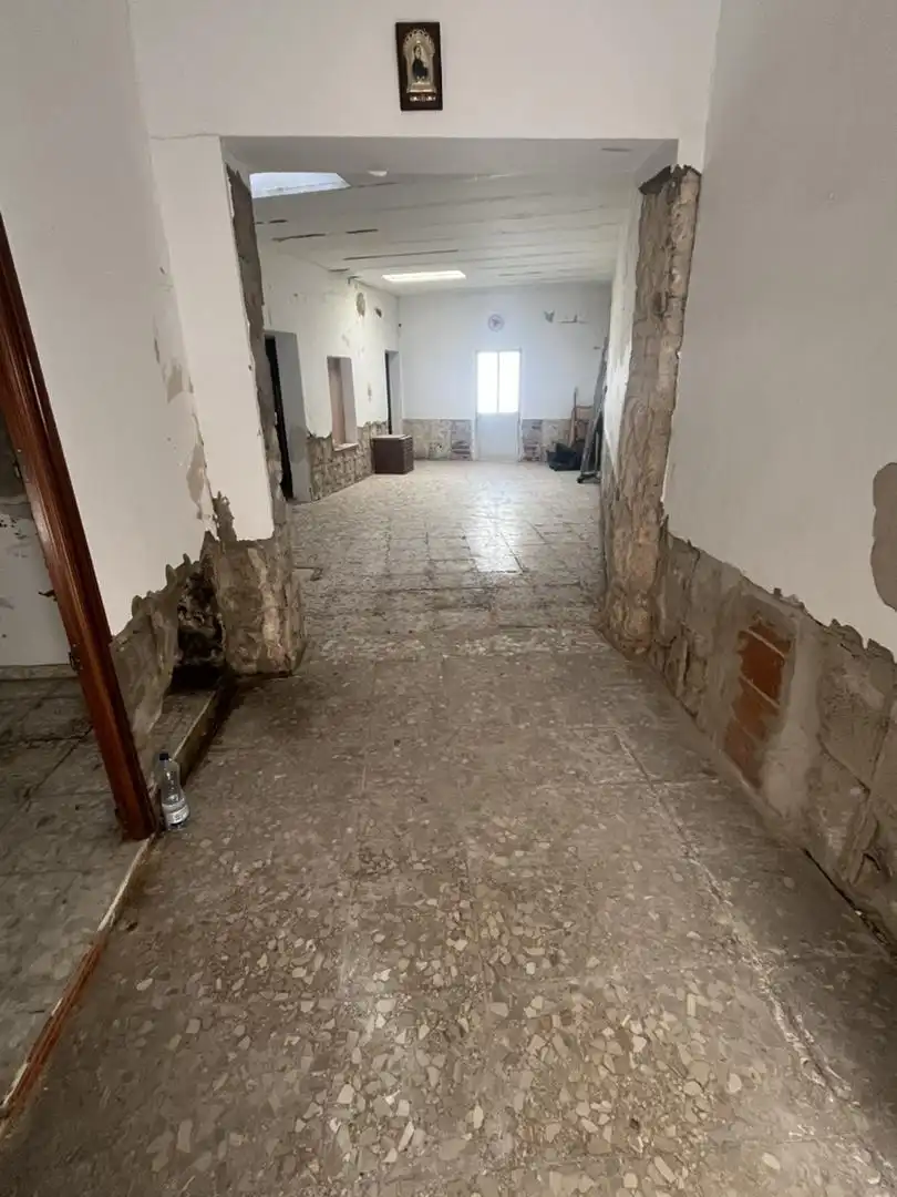 Casa adosada en venda a Avenida de la Constitución, 90, La Villa de Don Fadrique Casa adosada en venda en La Villa de Don Fadrique amb Terrassa, Traster i Moblat