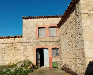 Vista exterior de Casa adosada en venda en Almazán