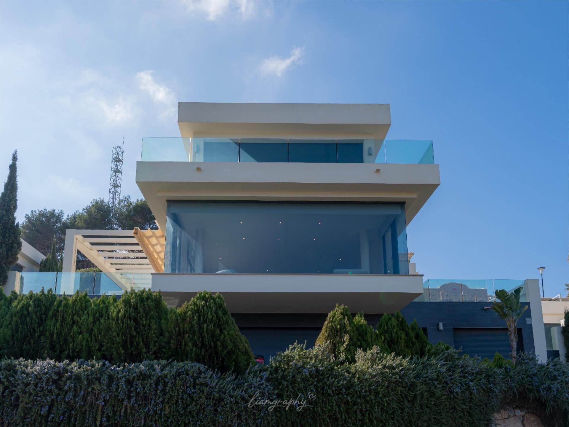 Vista exterior de Casa o xalet en venda en Cartagena amb Aire condicionat, Terrassa i Piscina