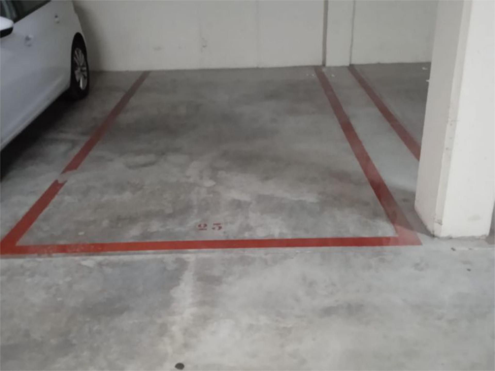 Parking of Garage to rent in Chiva