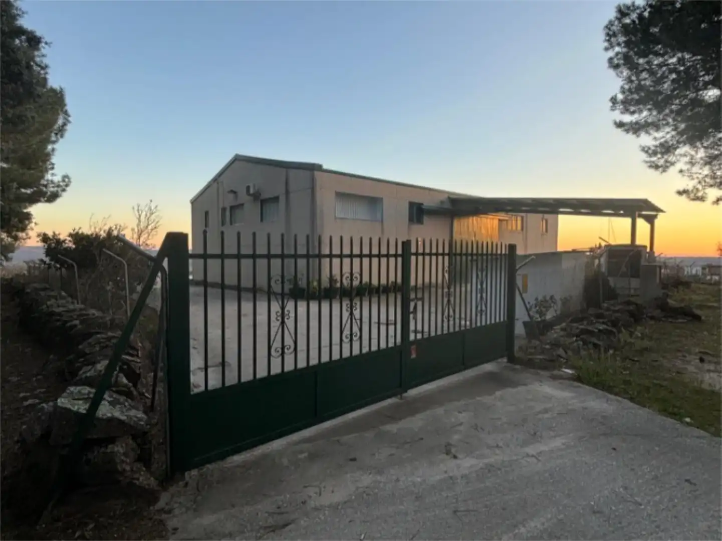 Industrial buildings for sale in Diseminado Diseminados, 3, Arenas de San Pedro Exterior view of Industrial buildings for sale in Arenas de San Pedro with Air Conditioner, Heating and Furnished