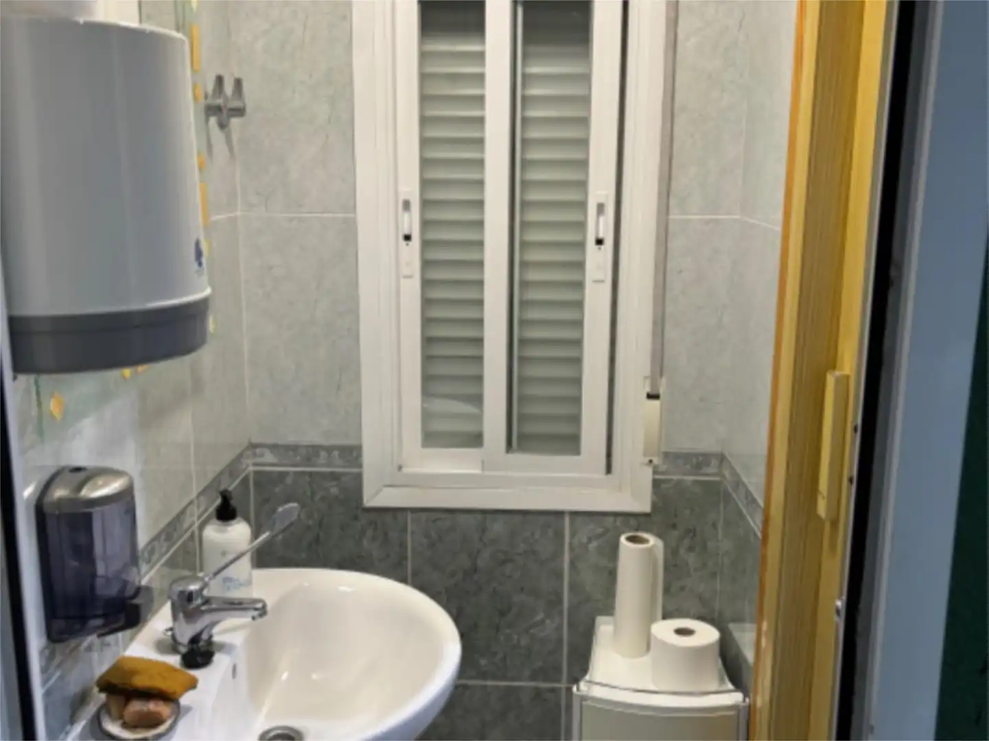 Industrial buildings for sale in Diseminado Diseminados, 3, Arenas de San Pedro Bathroom of Industrial buildings for sale in Arenas de San Pedro with Air Conditioner, Heating and Furnished